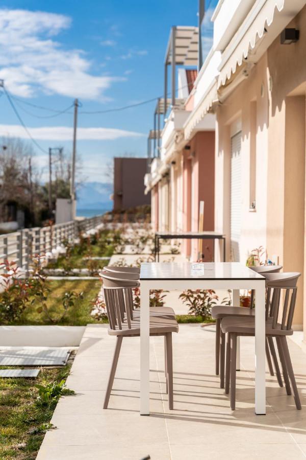 Dionysos Residential Complex Ofrínion Exterior foto
