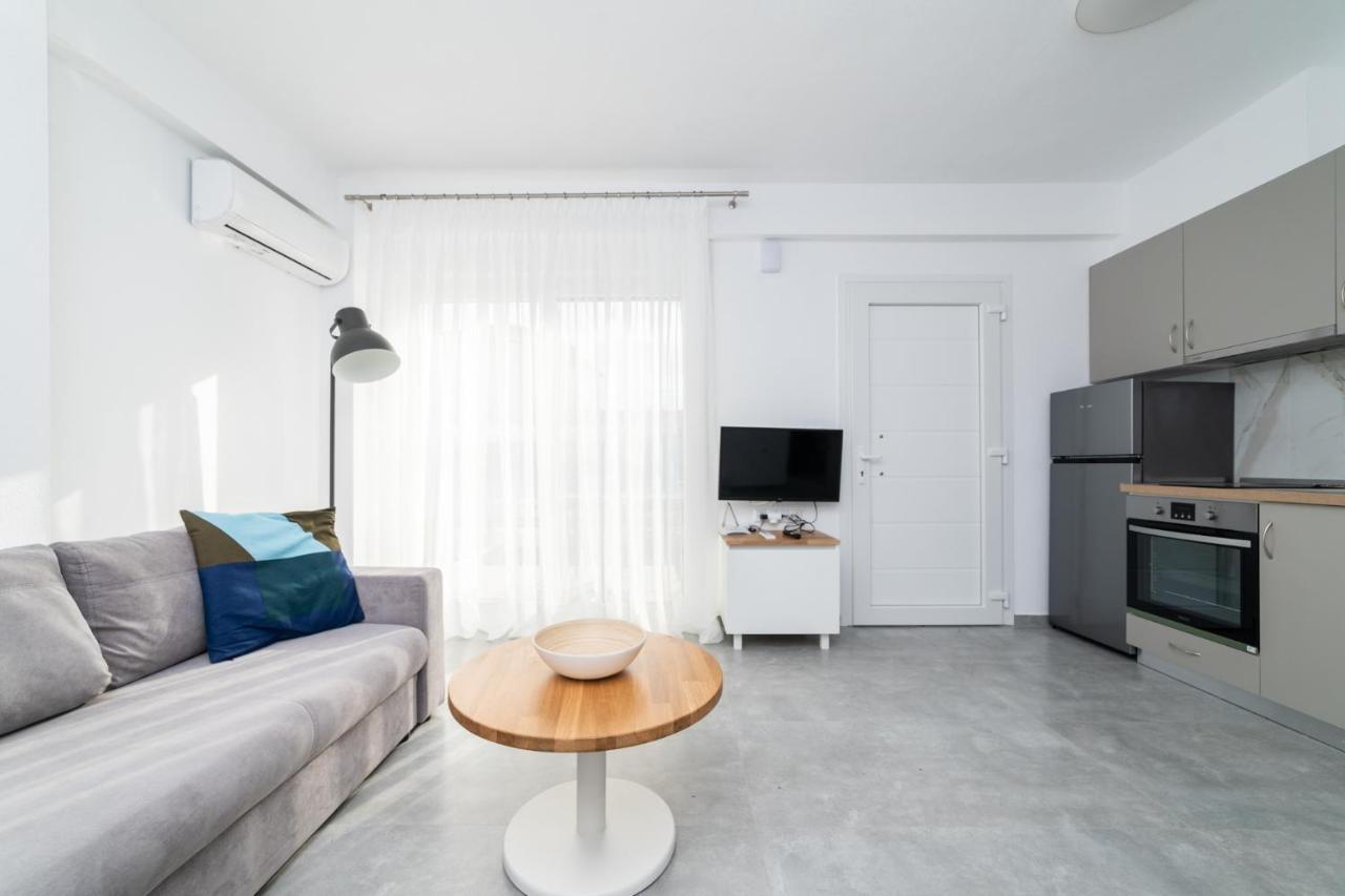 Dionysos Residential Complex Ofrínion Exterior foto