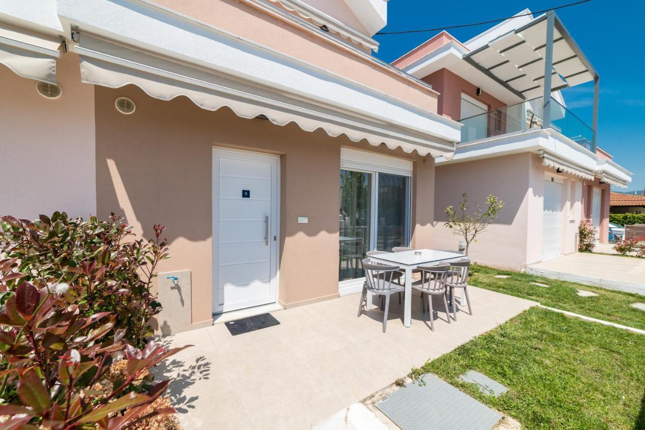 Dionysos Residential Complex Ofrínion Exterior foto